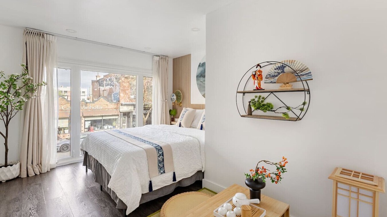 Photo of Bedroom in Plateau Mont Royal