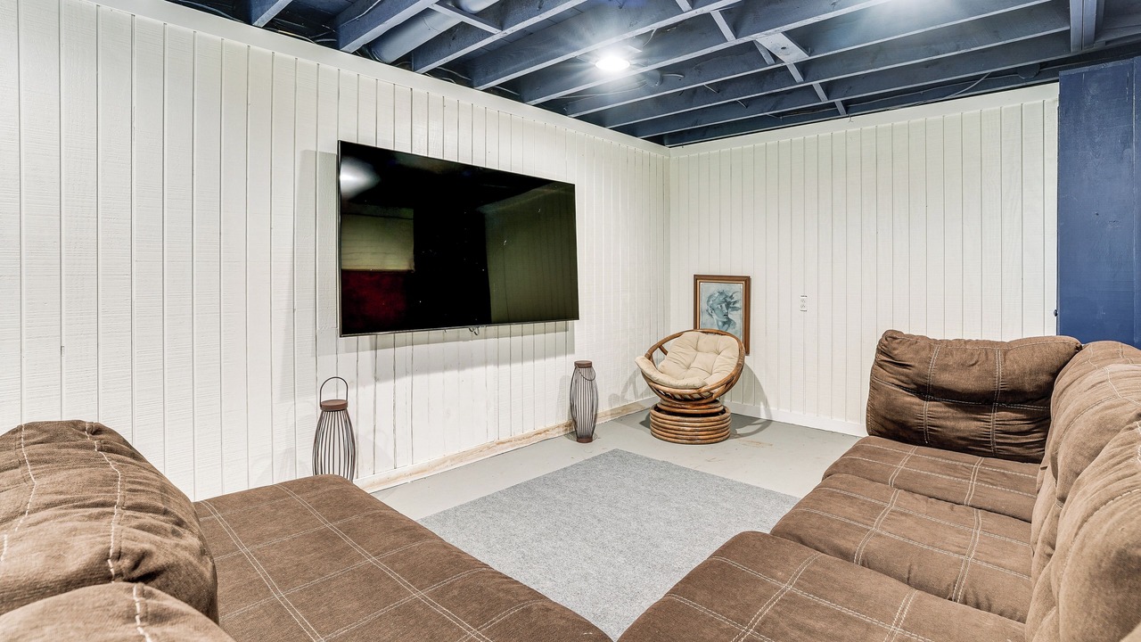 Photo of Bedroom in Paw Paw