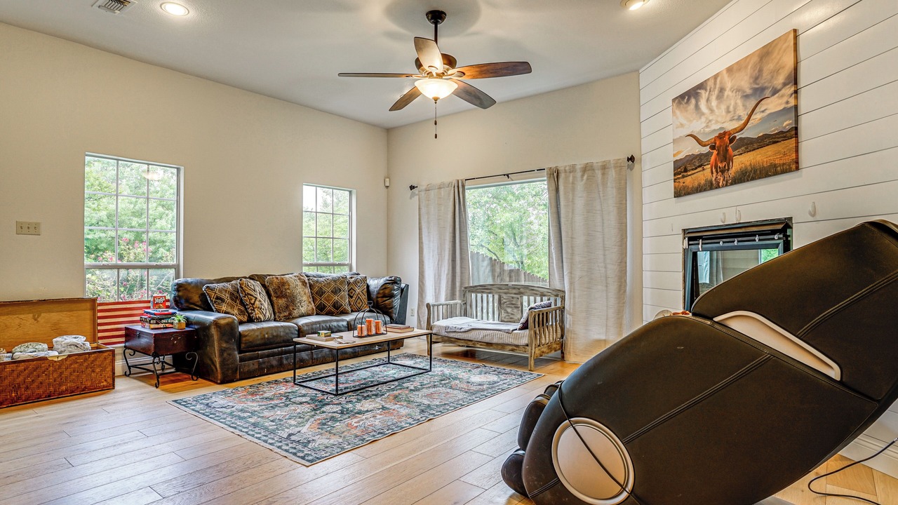 Photo of Livingroom in Willow Park