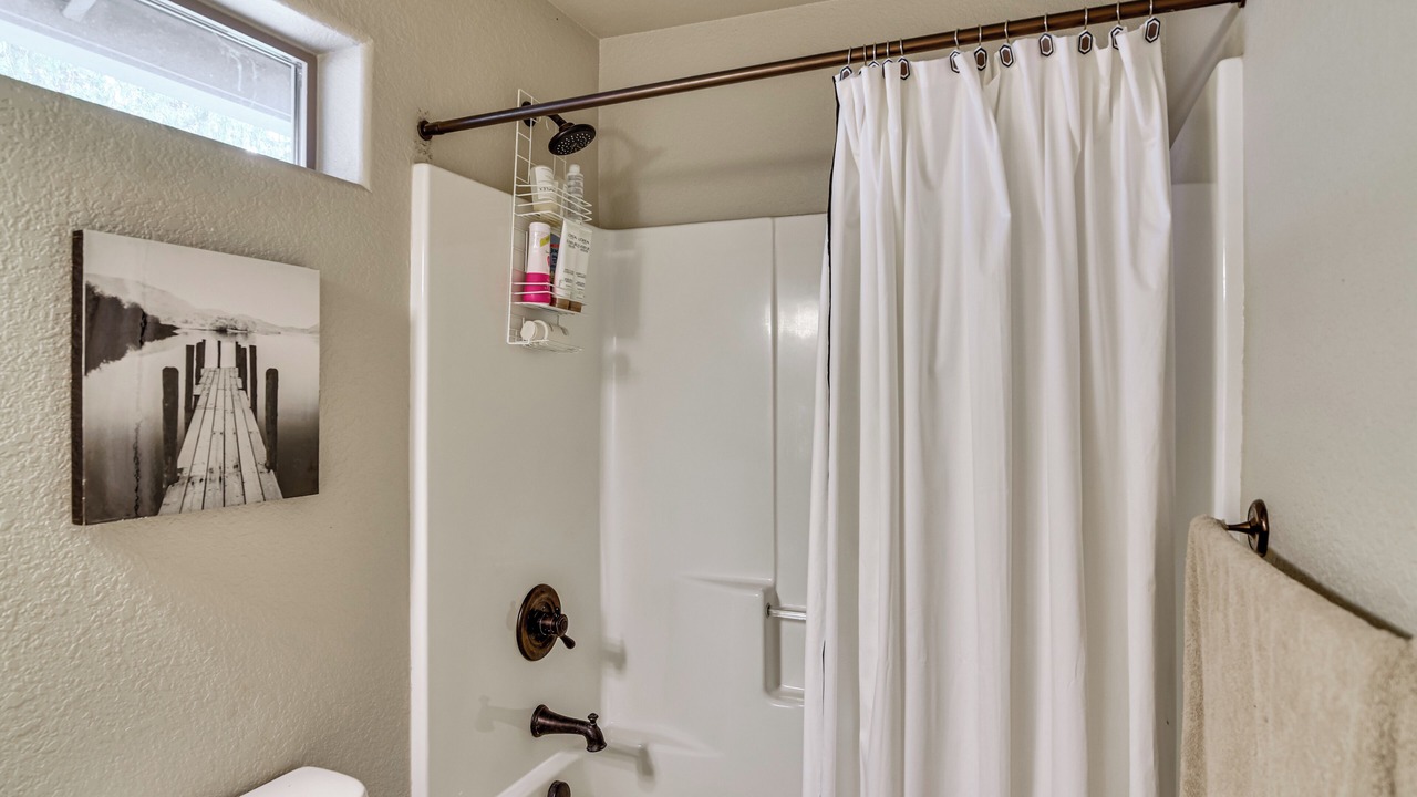 Photo of Bathroom in Sandy