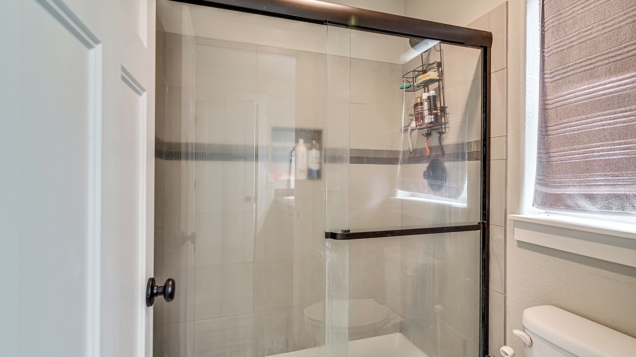 Photo of Bathroom in Sandy