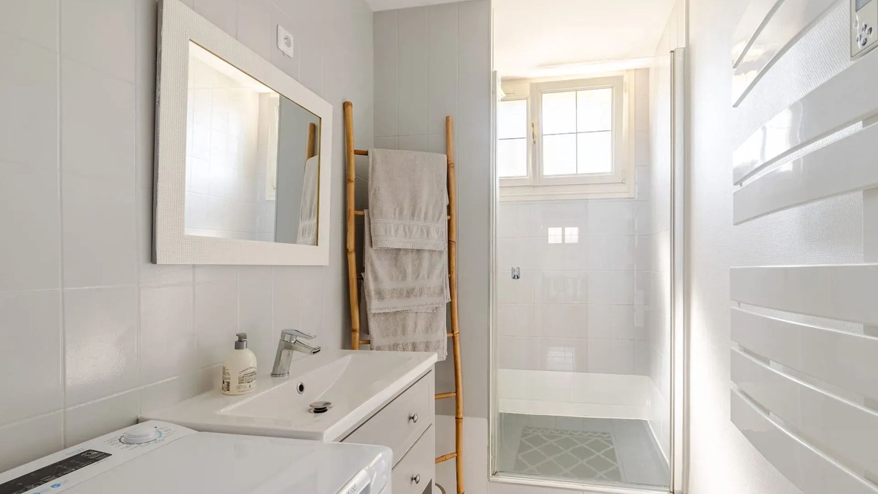 Photo of Bathroom in Poulan-Pouzols