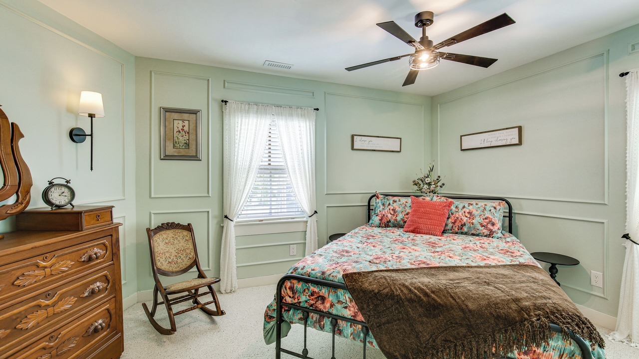Photo of Bedroom in Augusta
