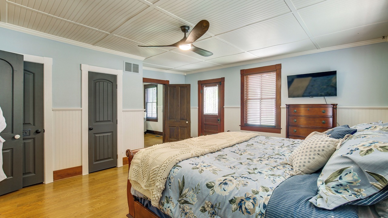 Photo of Bedroom in Augusta