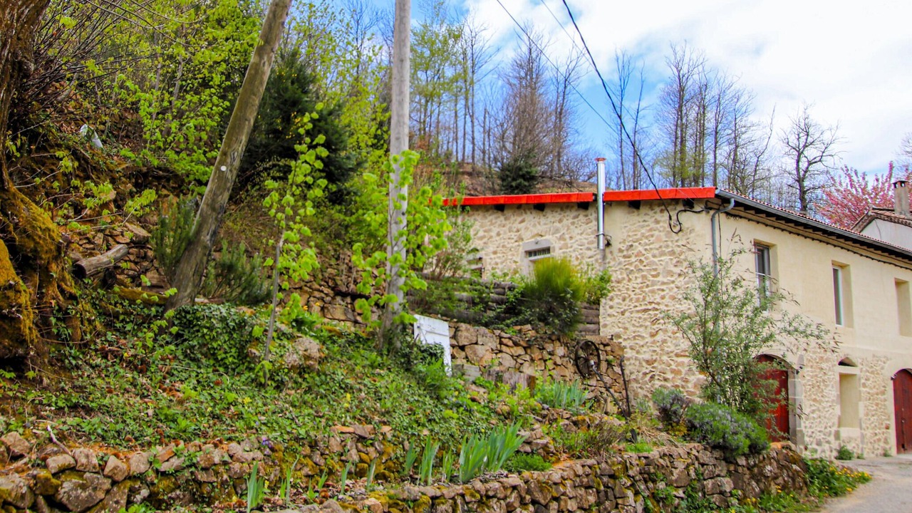 Photo of Others in Saint-Julien-du-Gua
