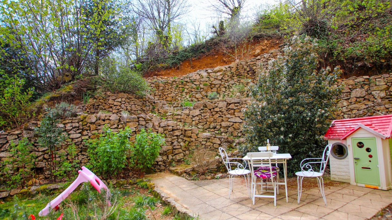 Photo of Others in Saint-Julien-du-Gua