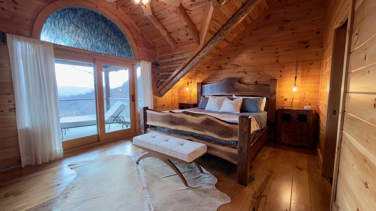Photo of Bedroom in Ridges Over the Lake