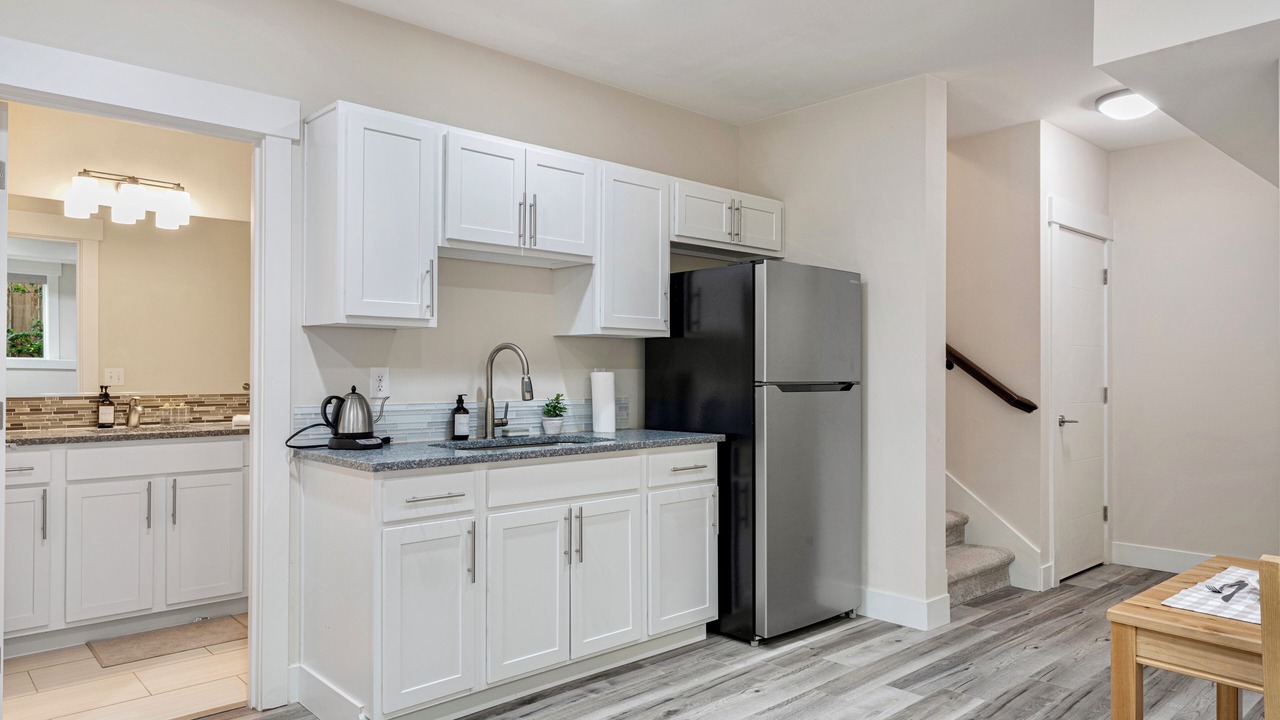 Photo of Kitchen in White Center