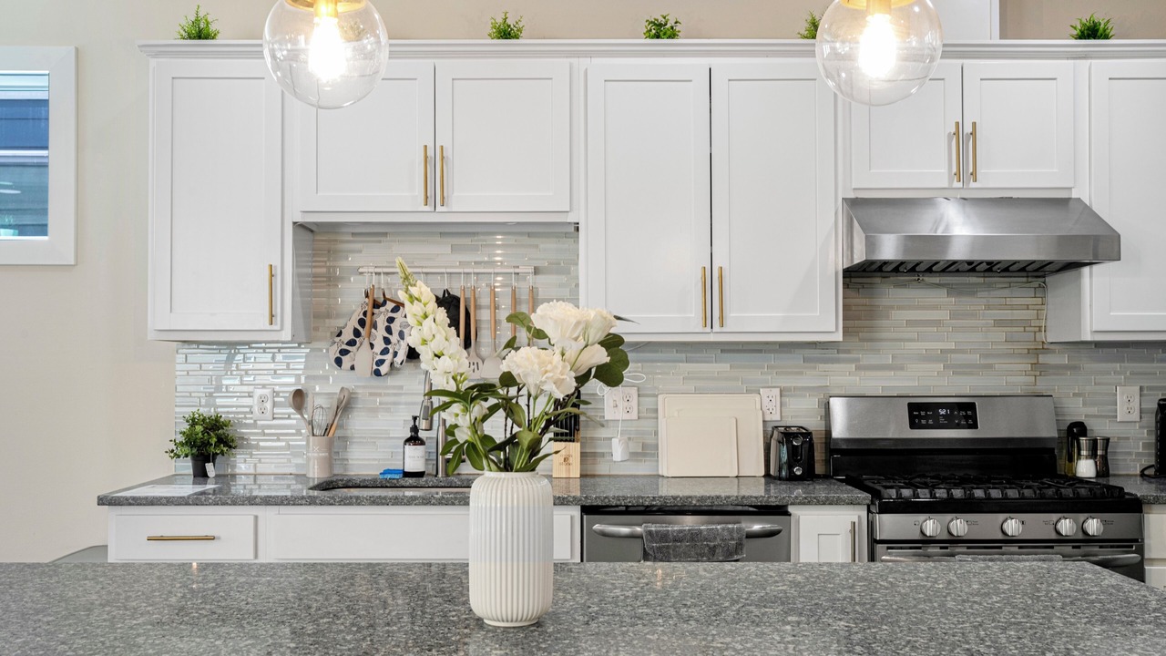 Photo of Kitchen in White Center