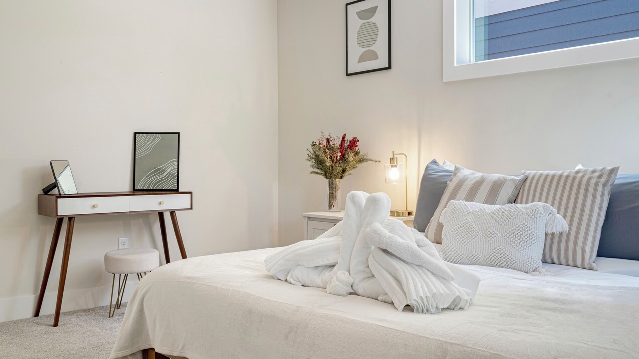 Photo of Bedroom in White Center