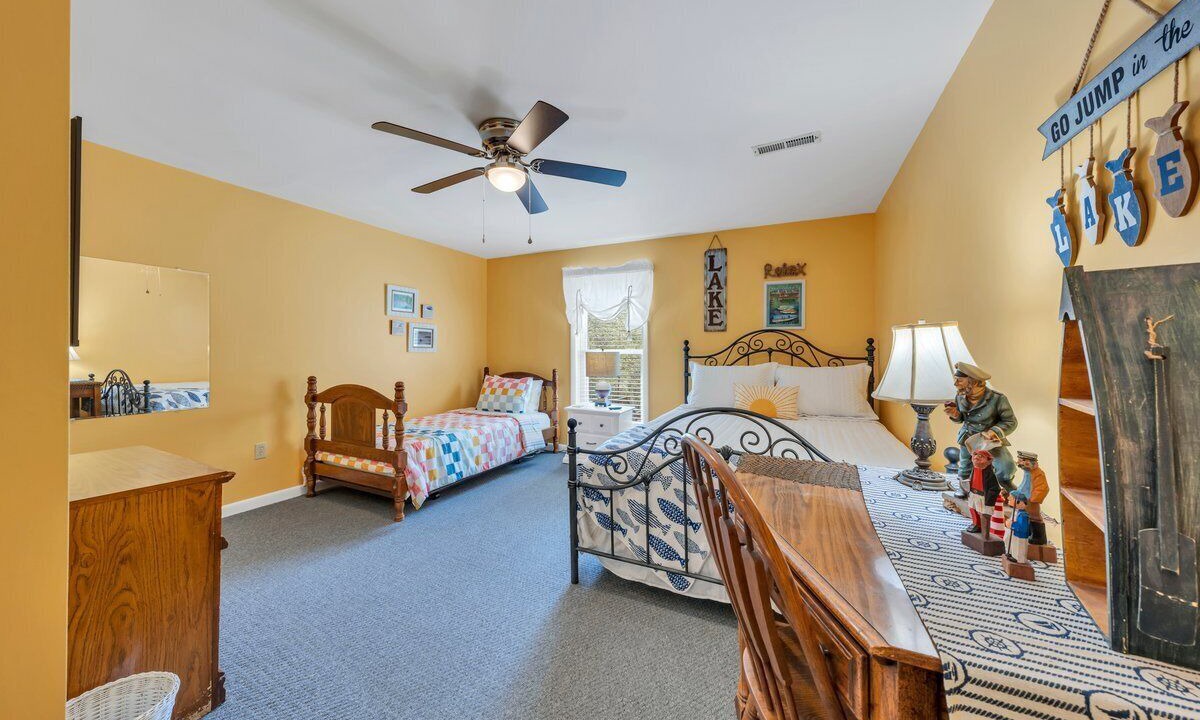 Photo of Bedroom in Goodview