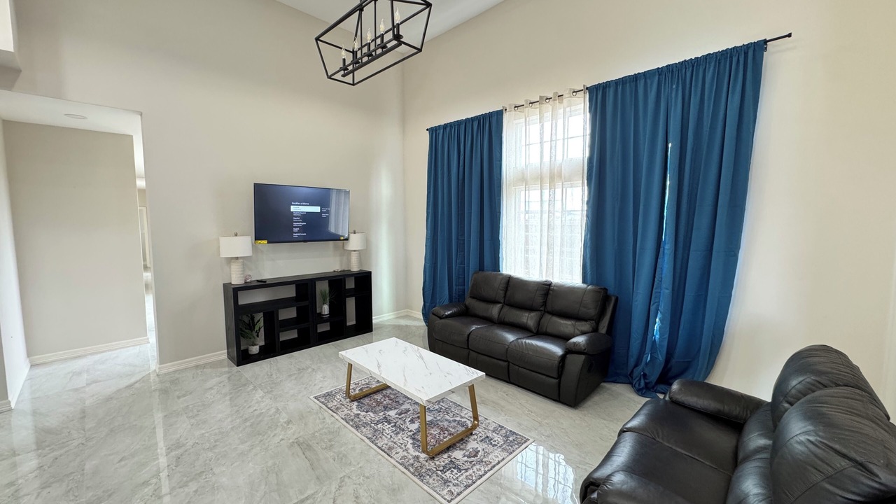 Photo of Livingroom in Brownsville