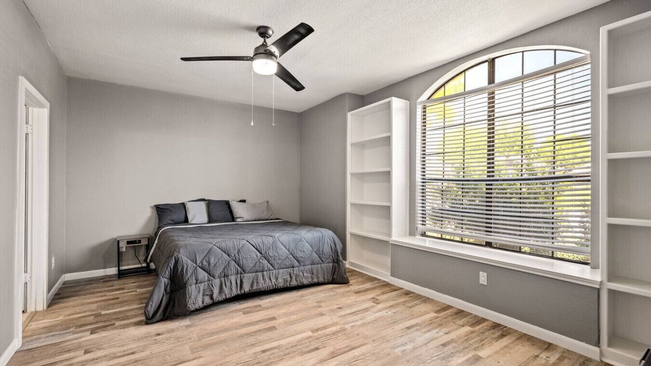 Photo of Bedroom in Northeast Carrollton