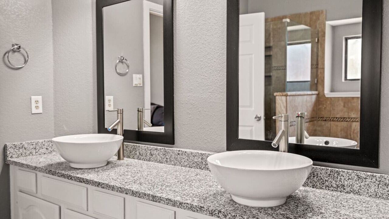 Photo of Bathroom in Northeast Carrollton