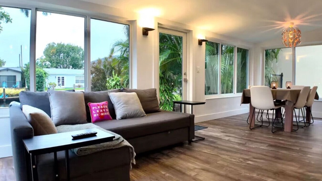 Photo of Livingroom in Citrus Isles