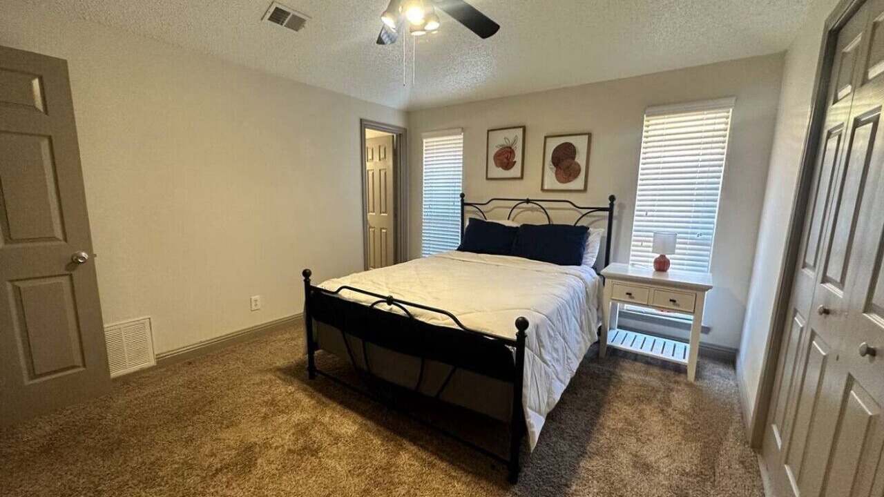 Photo of Bedroom in Northeast Carrollton