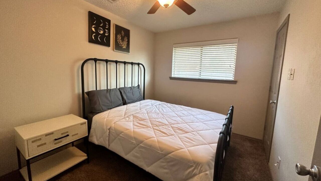 Photo of Bedroom in Northeast Carrollton