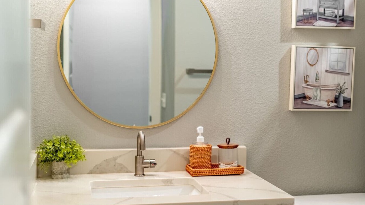 Photo of Bathroom in Calera