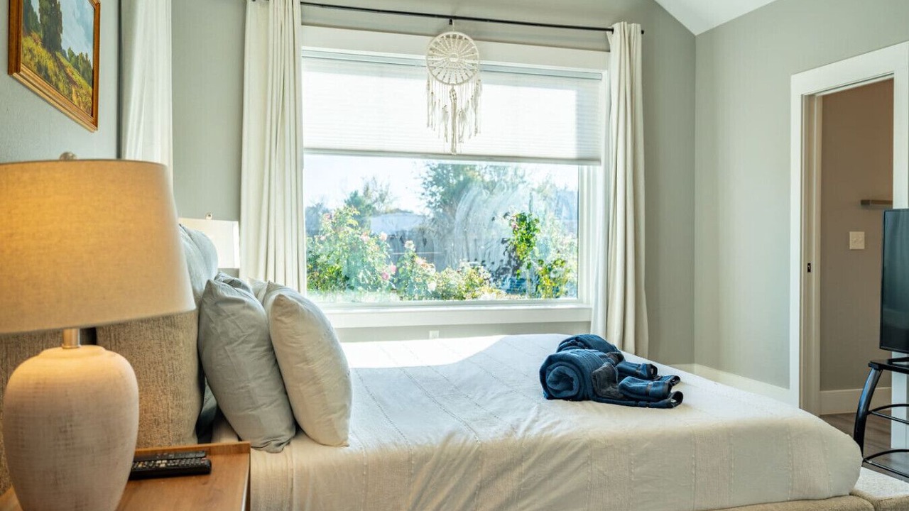 Photo of Bedroom in Calera