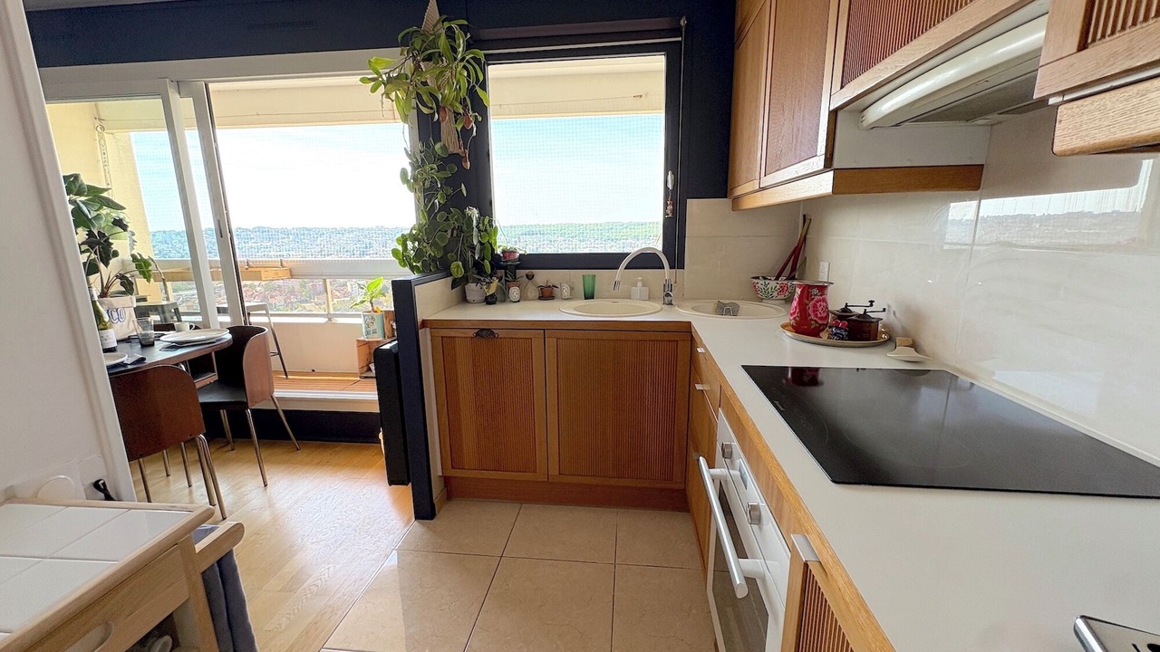 Photo of Kitchen in Issy-les-Moulineaux