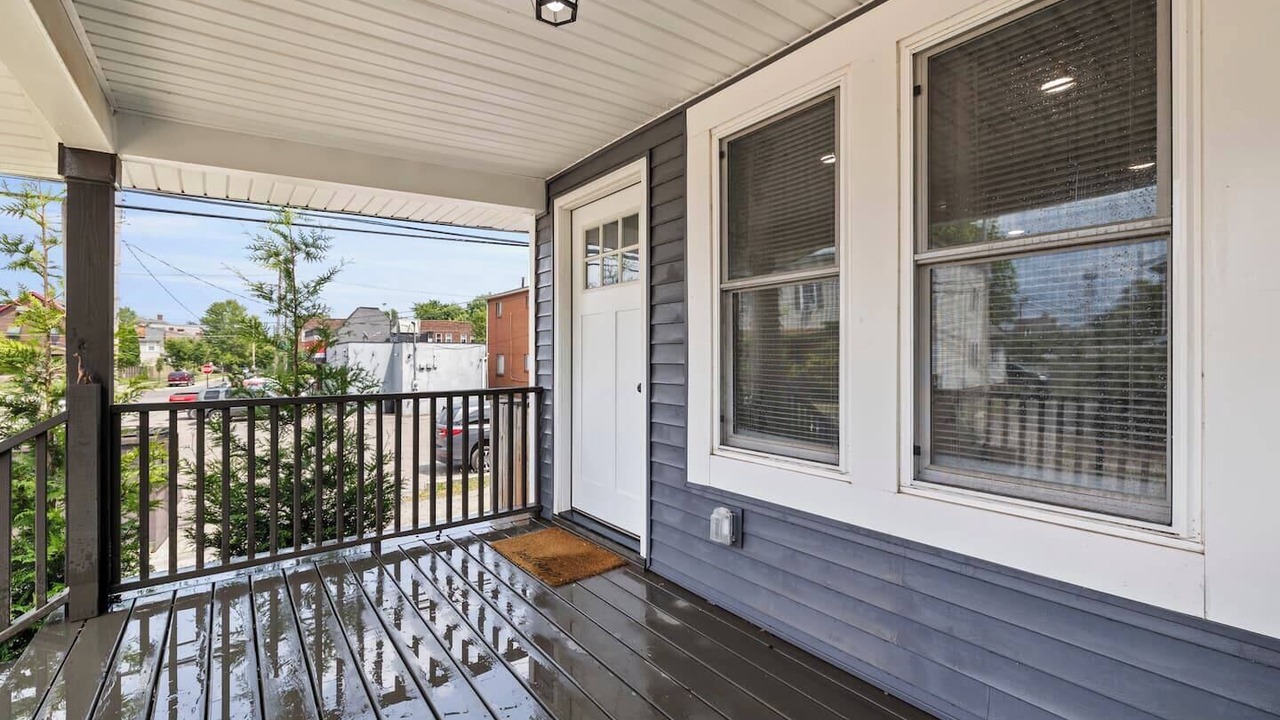 Photo of Patio Balcony in Merion Village