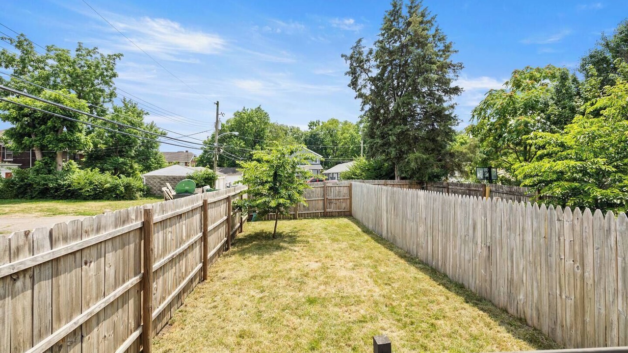 Photo of Outdoor in Merion Village