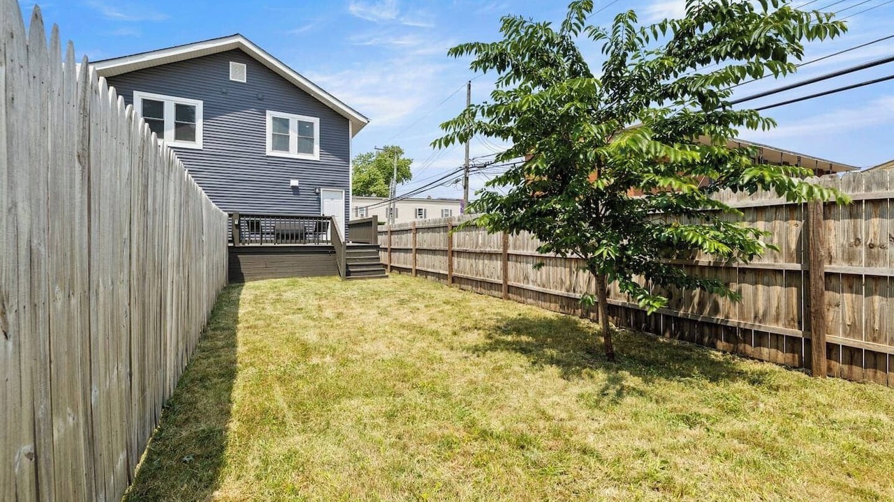 Photo of Outdoor in Merion Village
