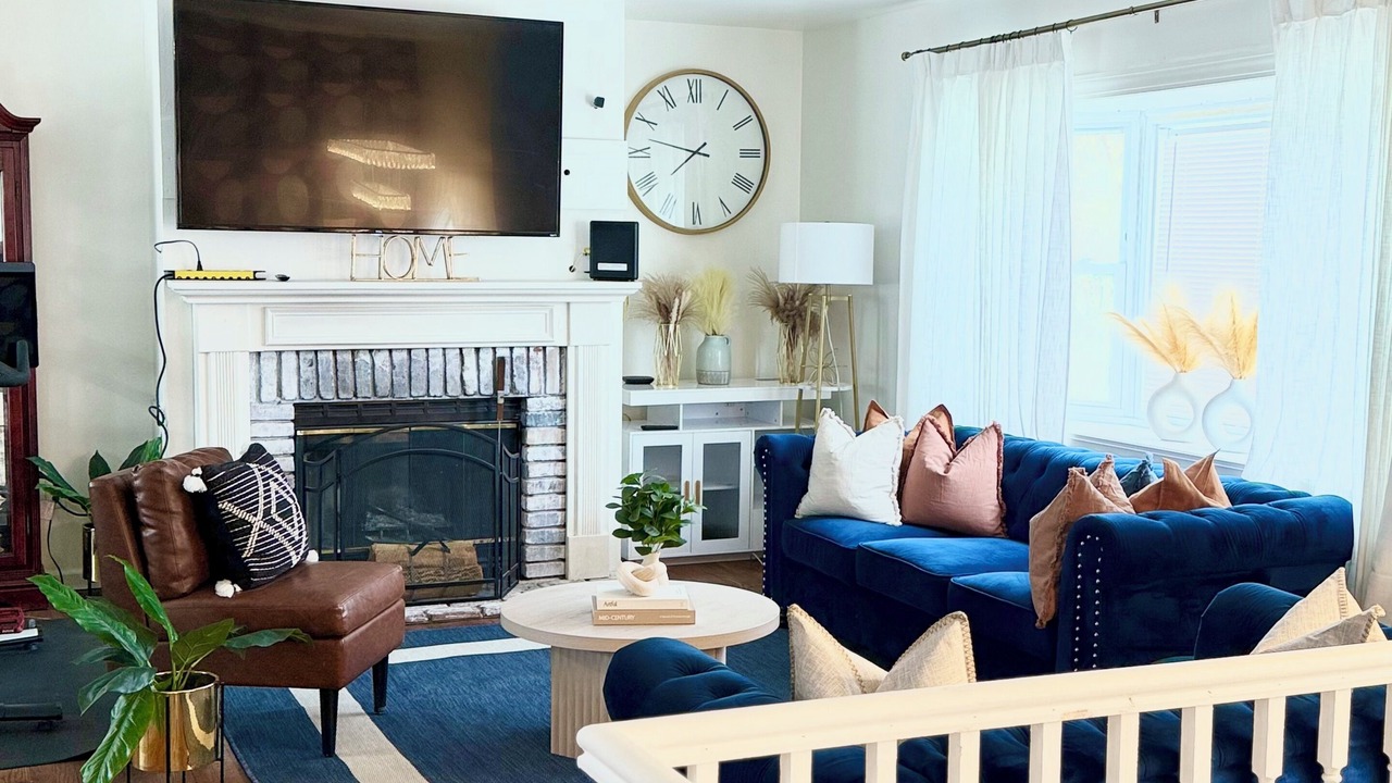 Photo of Livingroom in Monroe