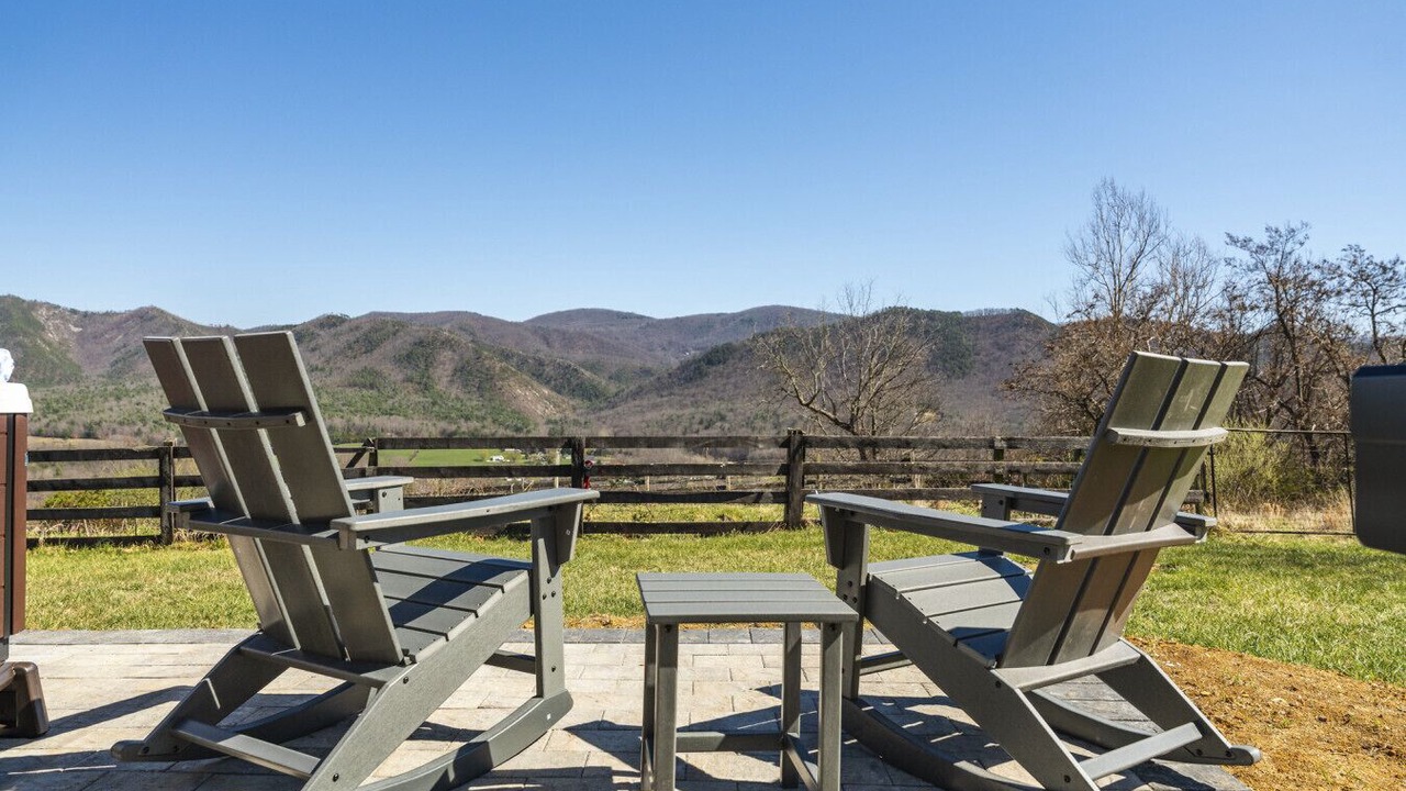 Photo of Outdoor in Raphine