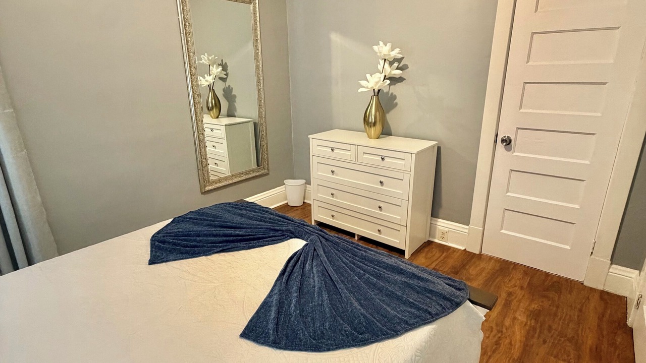Photo of Bedroom in Utica