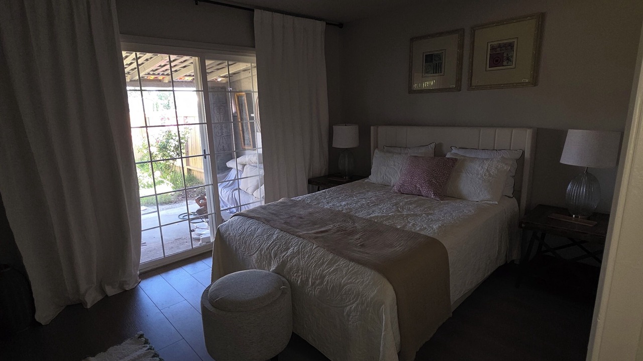 Photo of Bedroom in Foothill Farms