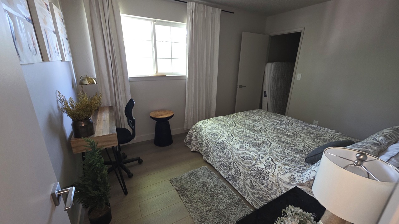 Photo of Bedroom in Foothill Farms