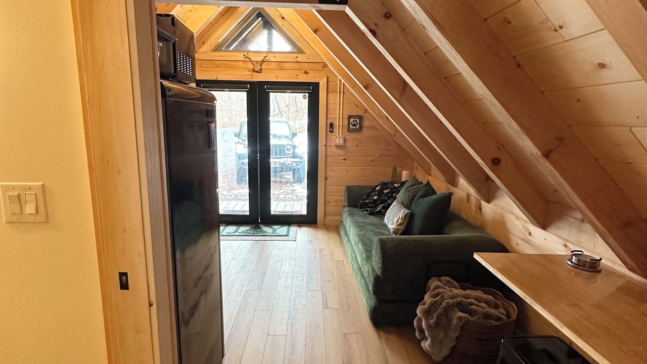 Photo of Livingroom in Bloomville