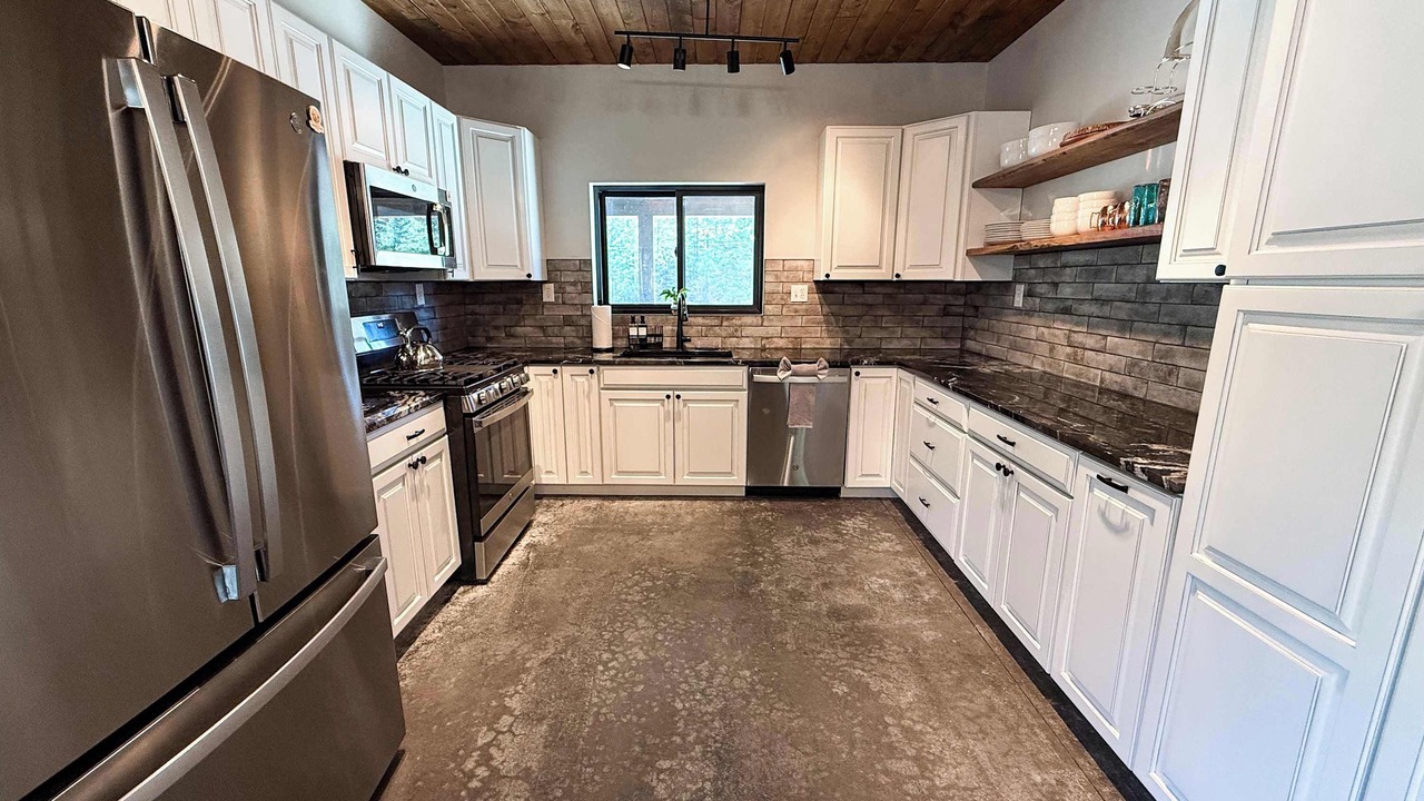 Photo of Kitchen in Martin City