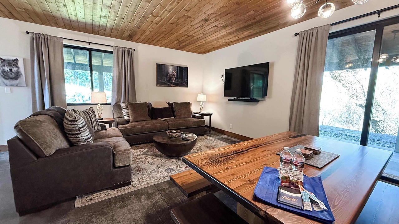 Photo of Livingroom in Martin City