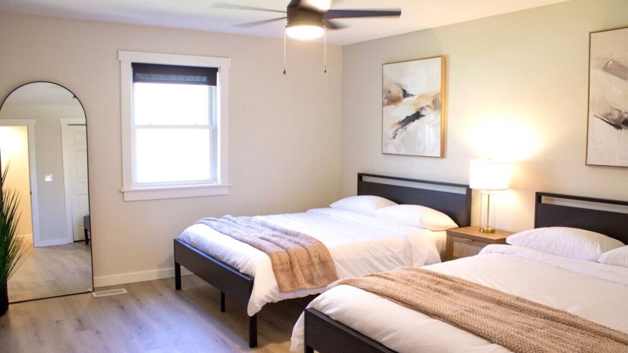 Photo of Bedroom in Sunnyland