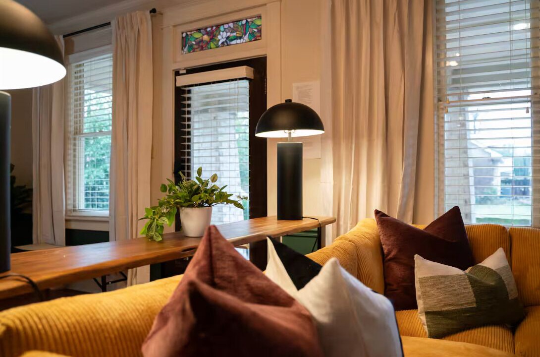 Photo of Livingroom in Evergreen