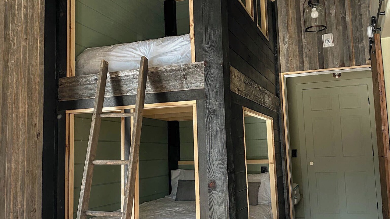 Photo of Bedroom in Stowe Area