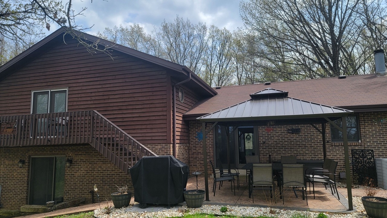 Photo of Outdoor in New Munster