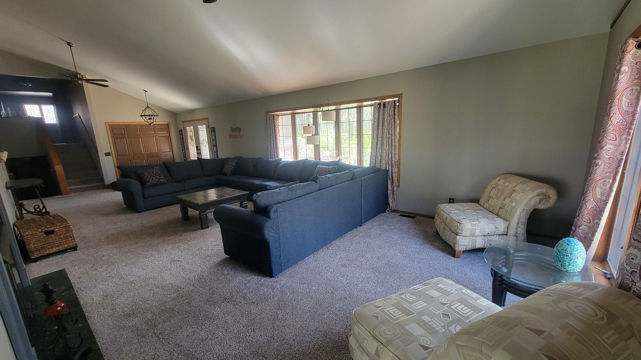 Photo of Livingroom in New Munster