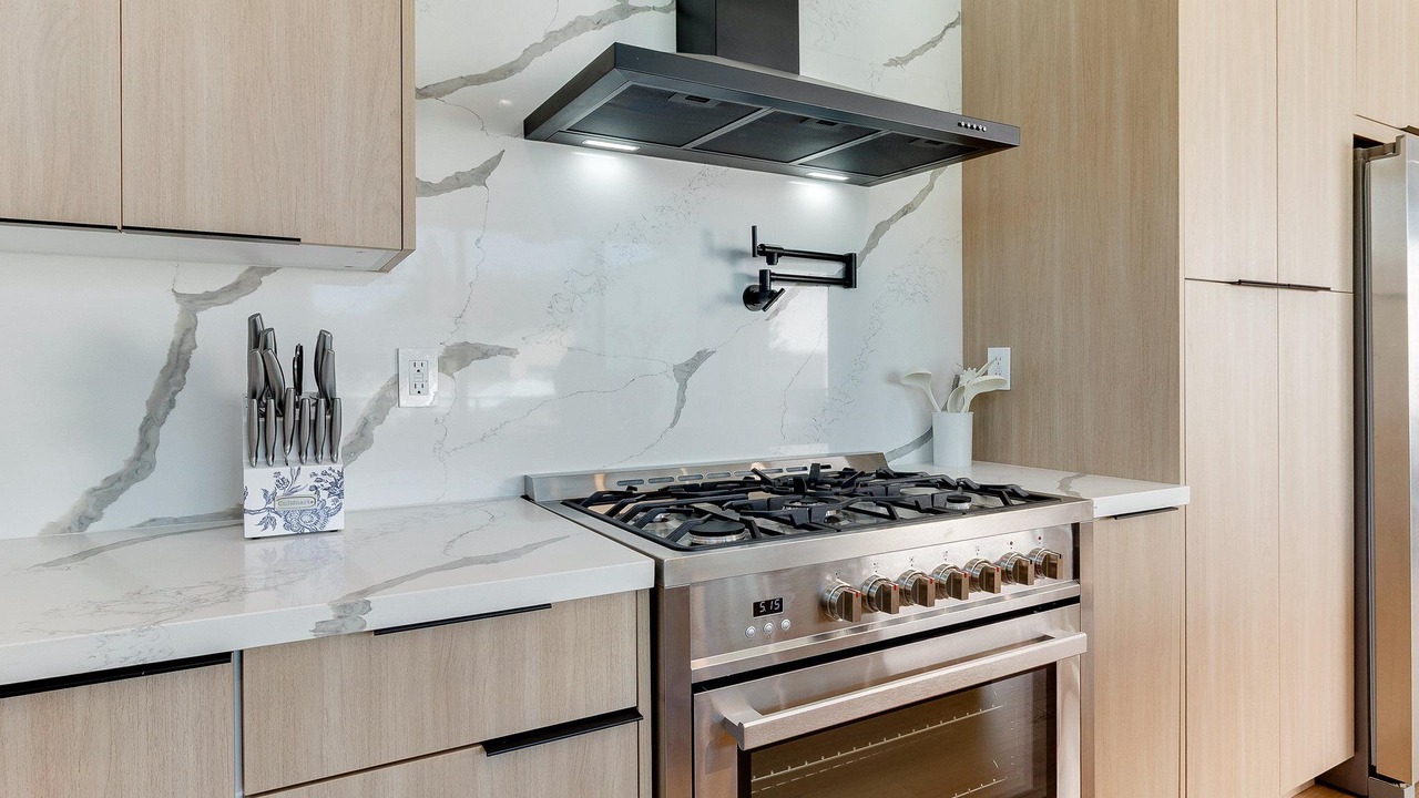 Photo of Kitchen in Encino