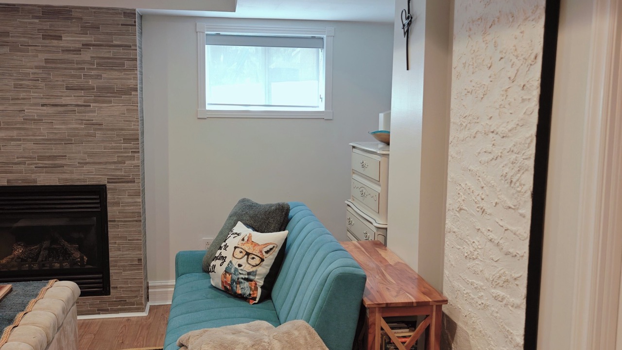 Photo of Livingroom in Meadowvale Village