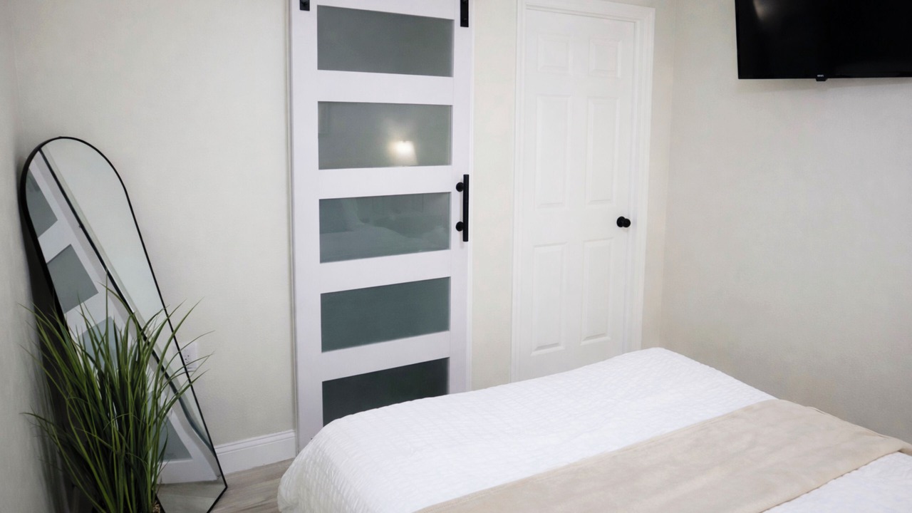 Photo of Bedroom in Sunrise