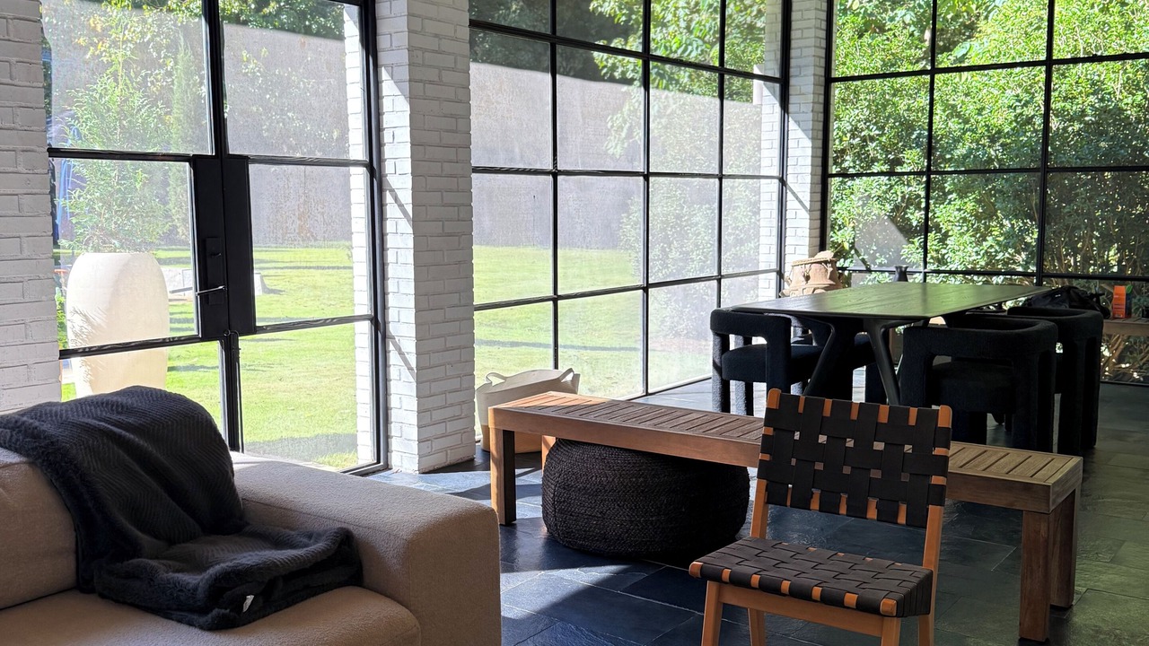 Photo of Livingroom in Peoplestown