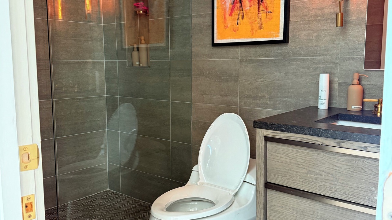Photo of Bathroom in Peoplestown