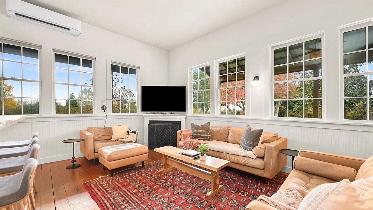 Photo of Livingroom in Edison