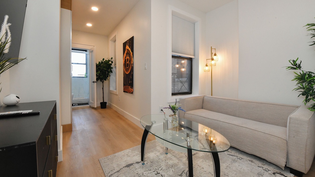 Photo of Livingroom in Manhattan Valley