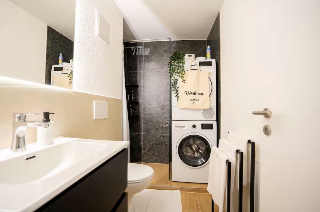 Photo of Bathroom in Glattbrugg