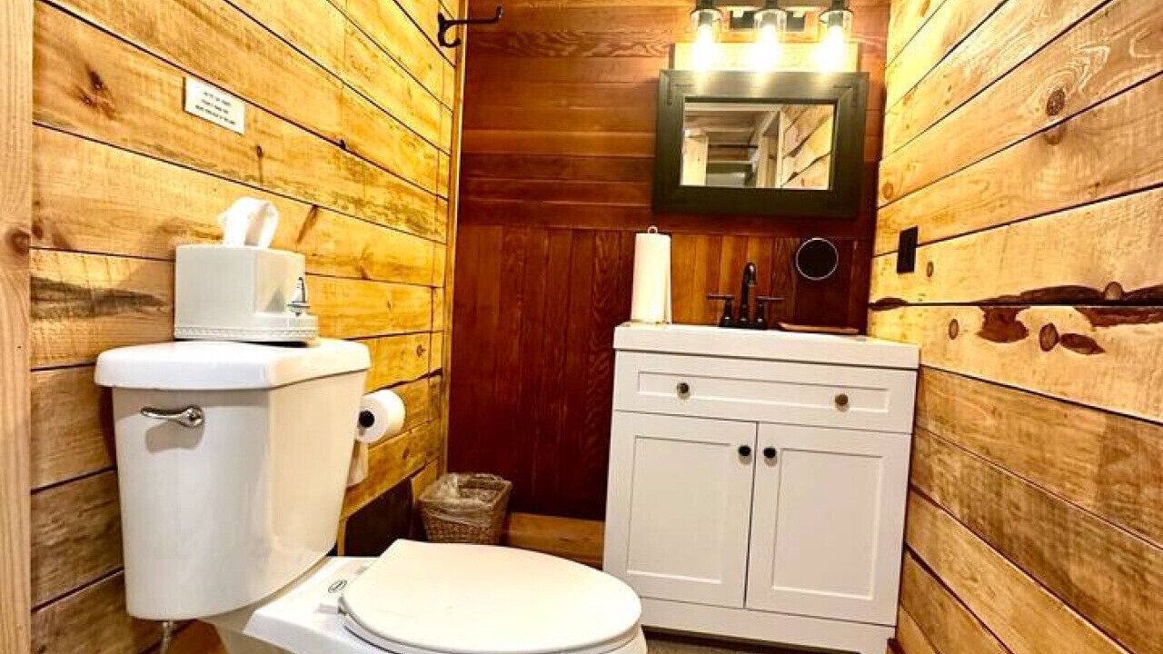 Photo of Bathroom in Livonia