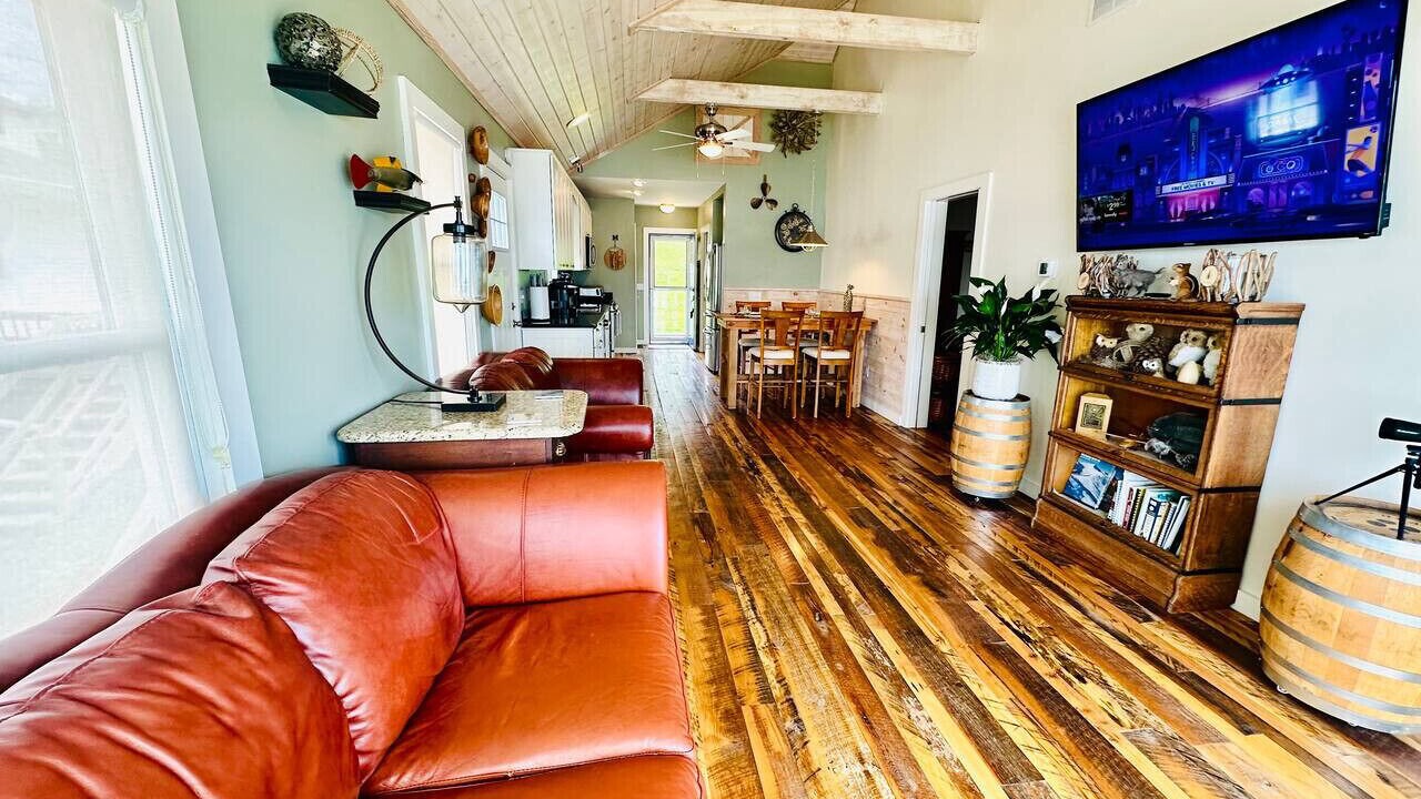 Photo of Livingroom in Livonia